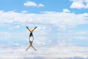 salar de uyuni, uyuni, salt, salt lake, bolivia, heaven, horizon, no horizon, rain, rainy season, water, water layer, handstand, acrobatics, yoga, blue sky, clouds, reflection, mirrors, mirror effect, breathtaking, landscape, nature, salar de uyuni, salar de uyuni, salar de uyuni, salar de uyuni, salar de uyuni, uyuni, rainy season, yoga