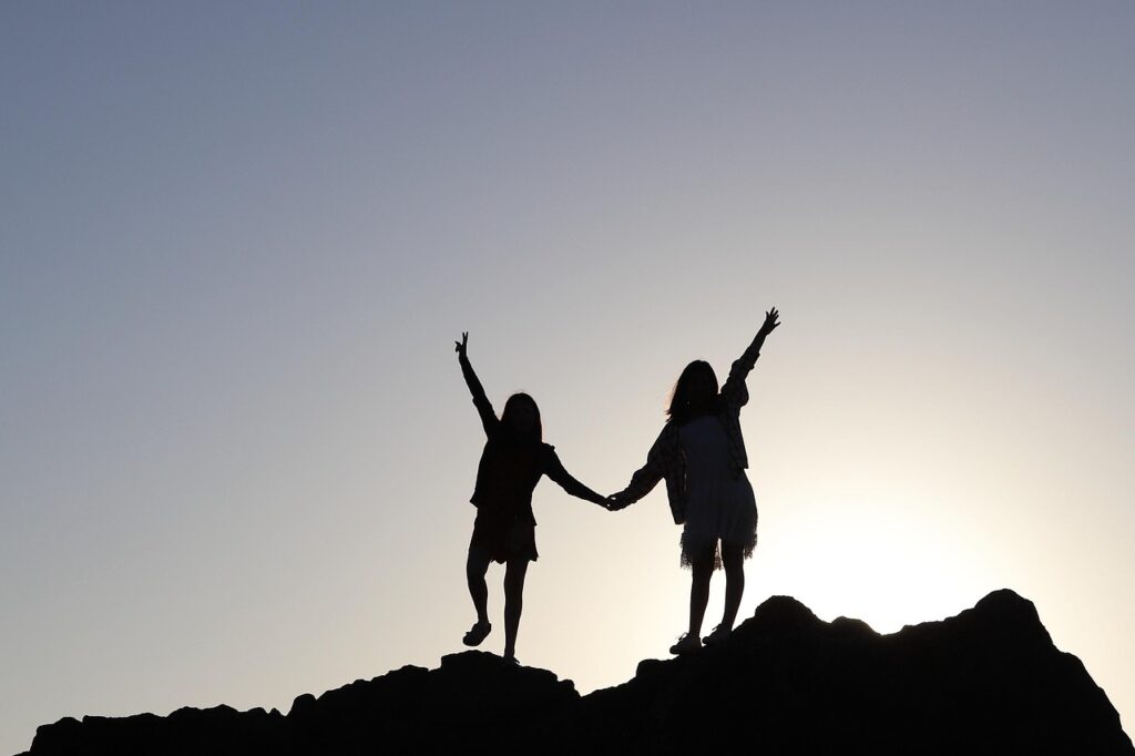 against light, nature, summer, silhouette, children, together, collaboration, people, sunset, sunlight
