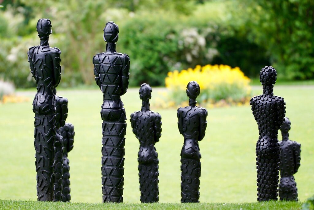 green, meadow, bushes, statues, to form, geometry, upright, art, upright, upright, upright, upright, upright